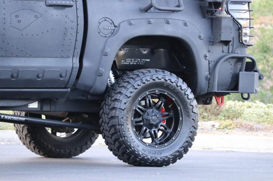 Колеса Toyota Tundra CrewMax 4x4 Zombie Apocalypse 2013 года  (фото 248 из 461)
